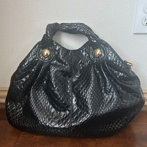 Blacks leather shoulder bag